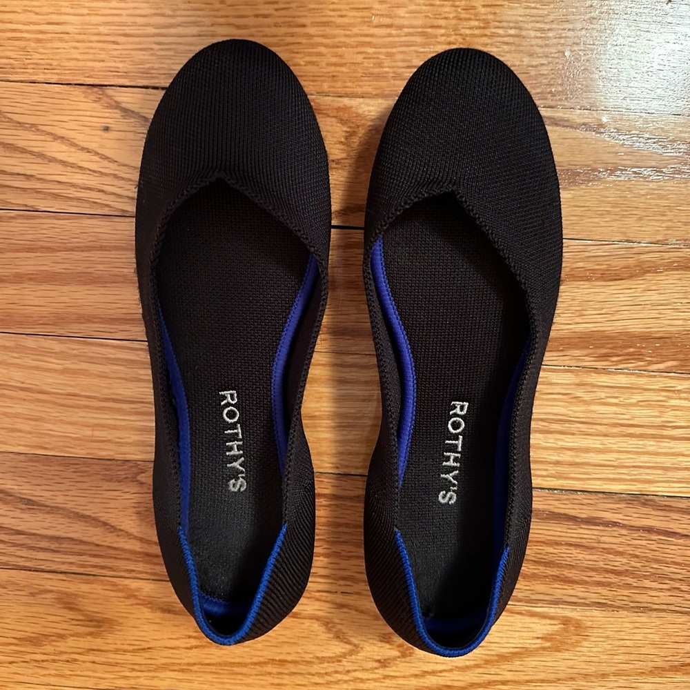 Rothy’s Black Solid Flat size 7.5